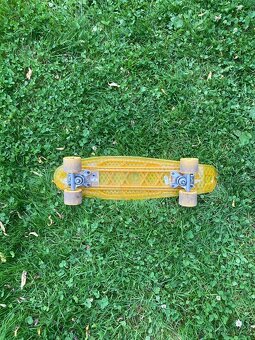 Svítící pennyboard - 2