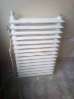 Radiatory tri kusy netecou - 2