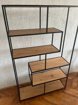 Knihovna Seaford (Bonami) - 2