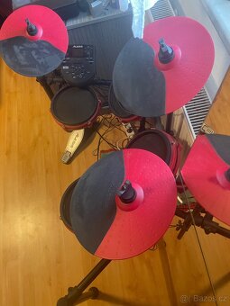 Elektrické bicí Alesis nitro mesh - 2
