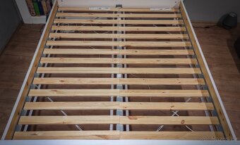 Postel Ikea Hemnes 160x200 - 2