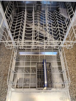 Myčka nádobí Bosch - 2