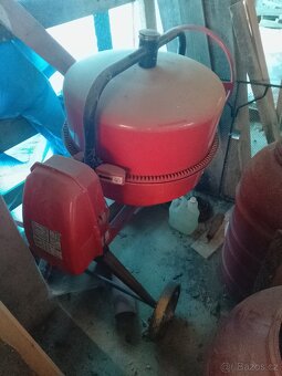 Stavební míchačka - 2