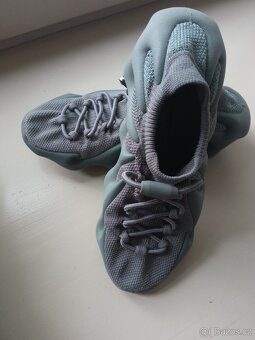 Boty Yeezy vel 33 - 2