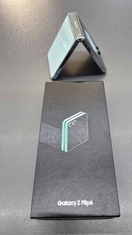 Samsung Galaxy Z Flip6 12/512 GB NEROZBALENÝ - 2