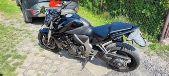 CB1000r - 2
