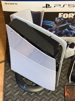 PlayStation 5 Slim 1TB - 2