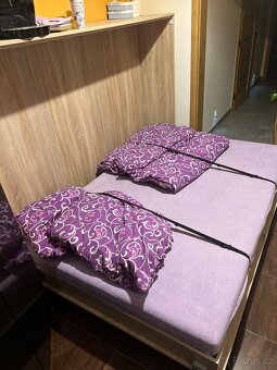 Sklápěcí postel s roštem a matrací - 2
