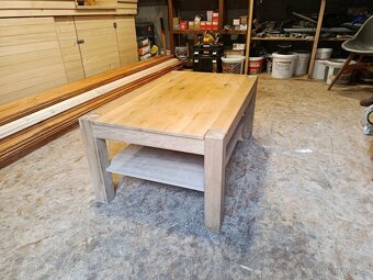 Konferenční stolek - 2