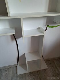 Poličky ve tvaru stromu - 2