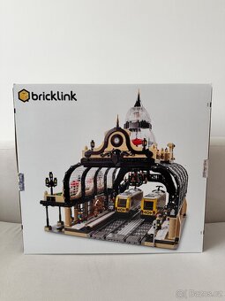 910002 LEGO Studgate Train Station - 2