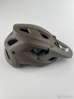 Přilba FOX MIPS - top stav, vel. L - 2