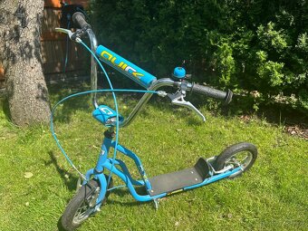 Koloběžka- nafukovaci kol - 2