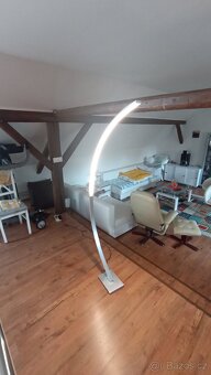 Prodám stojací LED – obloukovou lampu - 2