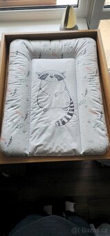 Přebalovací pult - 2