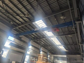 Mostový jeřáb (8999) - 2