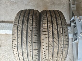 Letní pneu 235/45/18 - 2