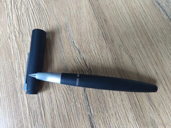 Plnící pero Lamy 2000 - 2
