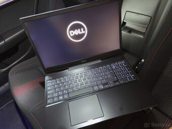 Herní notebook Dell G5 15 (i7, RTX 2070, 300Hz, 1TB SSD) - 2