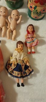 PANENKY, PÍSKACÍ FIGURKY, MATRJOŽKY - BÁBUŠKY - 2