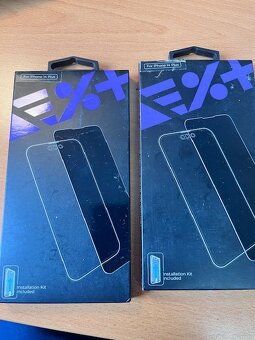 Prodám 2x tvrzené sklo na iPhone 14 MAX - 2