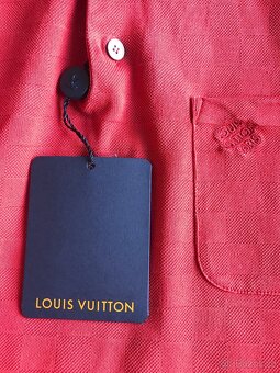 Exkluzivní polotričko LOUIS VUITTON Damier Red, velikost L - 2