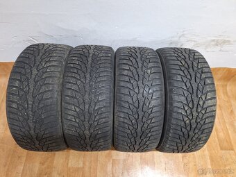 Zimní pneu 235/35/19 Nokian - 2