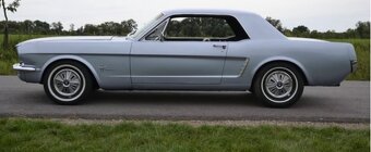 Ford Mustang - 2