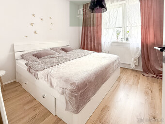Pronájem moderního bytu 2+kk s balkonem, sklepem a parkování - 2