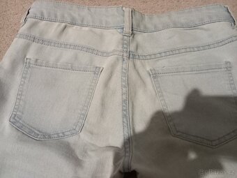 Džíny Pull&Bear 36 světle modré elasticke - 2