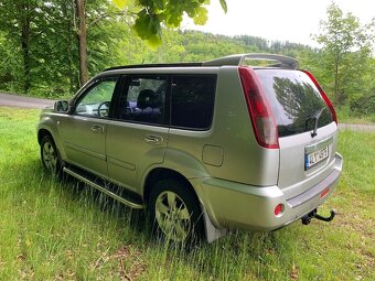 Nissan X-trail 2,2 dci 100 kw ,r.v.2004 - 2