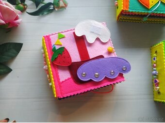 Dárek pro holčičku. Hračka pro děti. Montessori hračka - 2