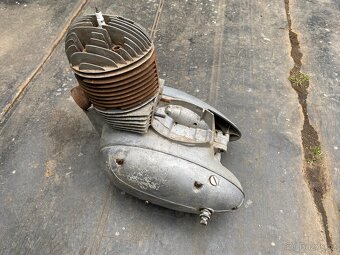 Jawa 250 / 353 Pulbuben - motor - 2