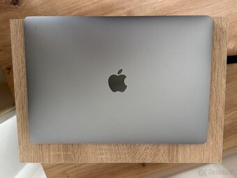 MacBook Pro 2017 / i5 / 8GB RAM / 256GB SSD - 2