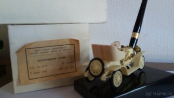 Starý model Koh-i-Noor Autostojánek výroba 1973 - 2