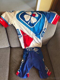 Dětský cyklodres / cyklistický set B’TWIN FDJ, 10-12 let - 2