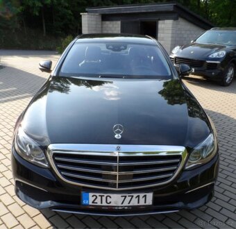 Mercedes-Benz E 200 4 Matic - 2