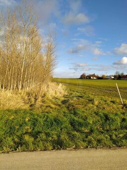 PRODEJ SOUBORU POZEMKŮ, HLUBOKÁ U BOROVAN - 2