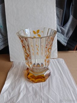 Pěkná stará, masivní broušená sklenice s lazurou, - 2