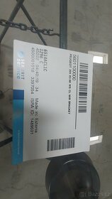 Čelní sklo Peugeot 205 - 2