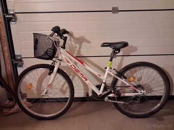 Dívčí kolo DEMA 24 - 2