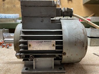 Elektromotor MEZ Mohelnice 0,45kw - 2