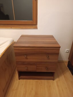 Komoda ve skvělém stavu - 2