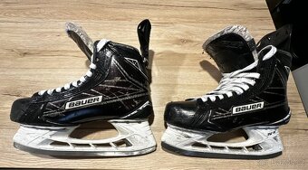 Brusle Bauer Supreme 1S EUR 40,5 - 2