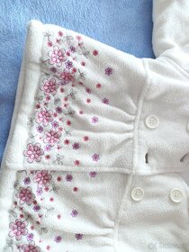 Nádherný kabátek s výšivkou, vel. 74 - 2