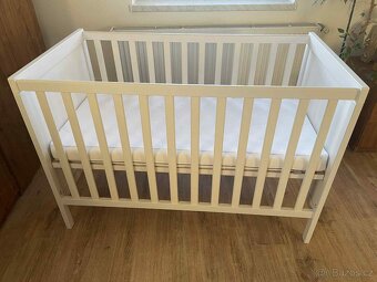 Dětská postýlka a matrace - 2