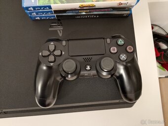PS4 PlayStation 4 Slim + 3 dětské hry - 2