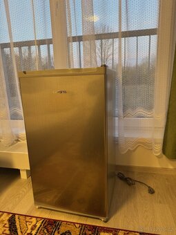 Lednička Goddes - 2