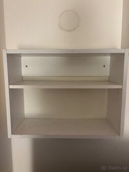 Poličky na zeď - 2