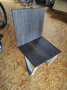 Jídelní stůl a židle - 2